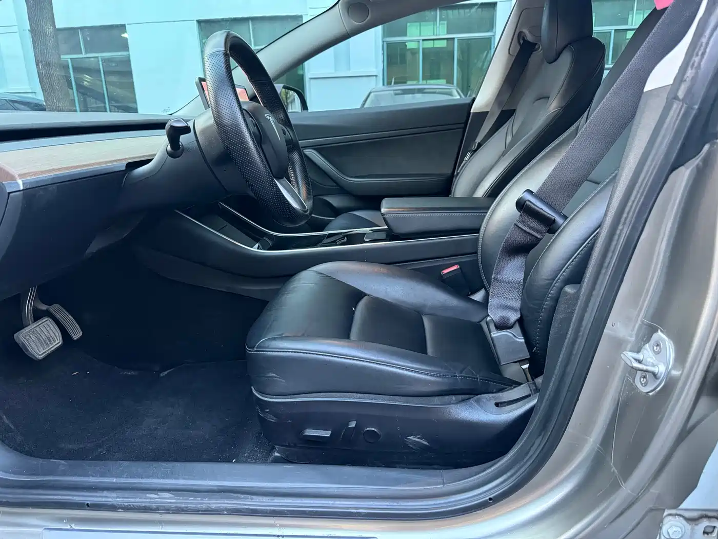 Tesla Model 3 (Import) 2020 2019 Standard Range RWD Upgraded Edition