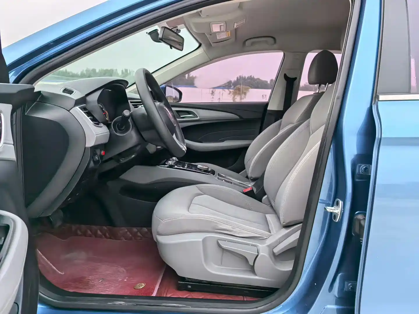 Фото 4 - Roewe Ei5