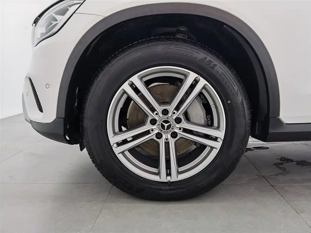 Mercedes-Benz GLC 2021 GLC 260 L 4MATIC Sporty фото 17