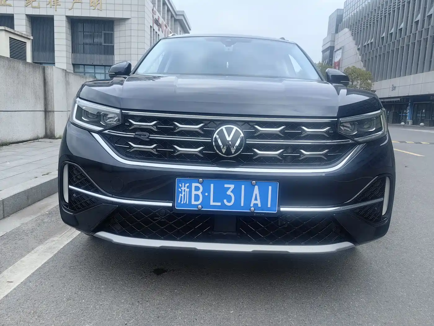 Volkswagen Tayron X 2023 330TSI 2WD Premium High-Performance Edition фото 3