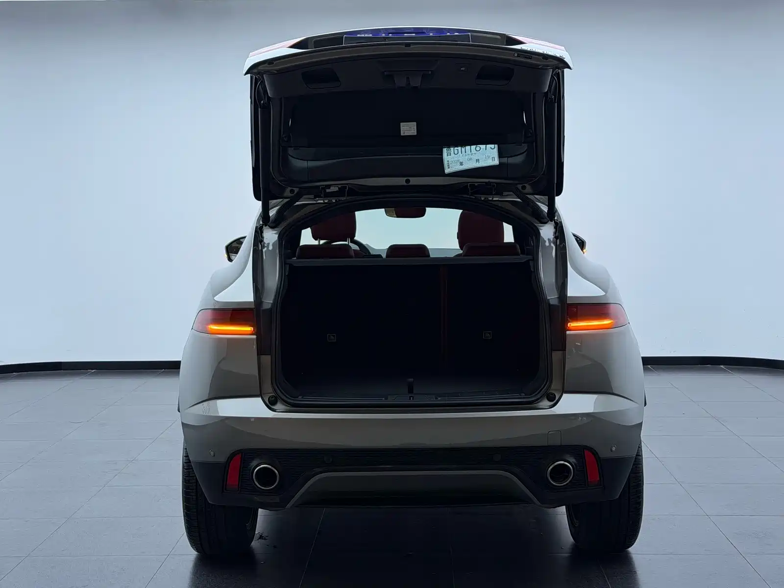 Фото 25 - Jaguar E-PACE