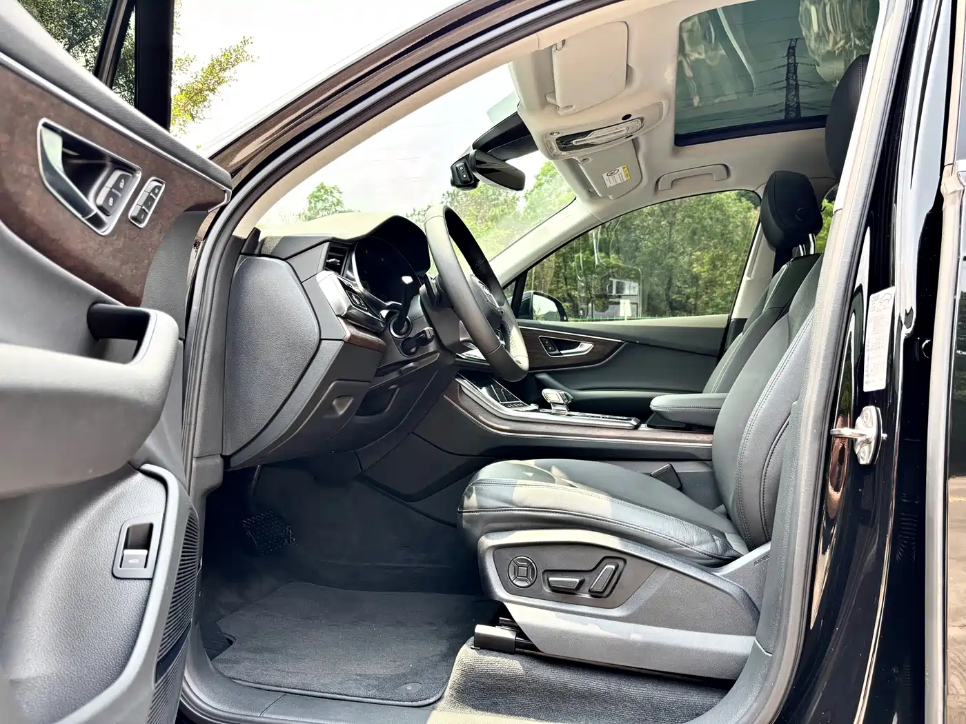 Audi Q7 2022 55 TFSI quattro S line Sport фото 4