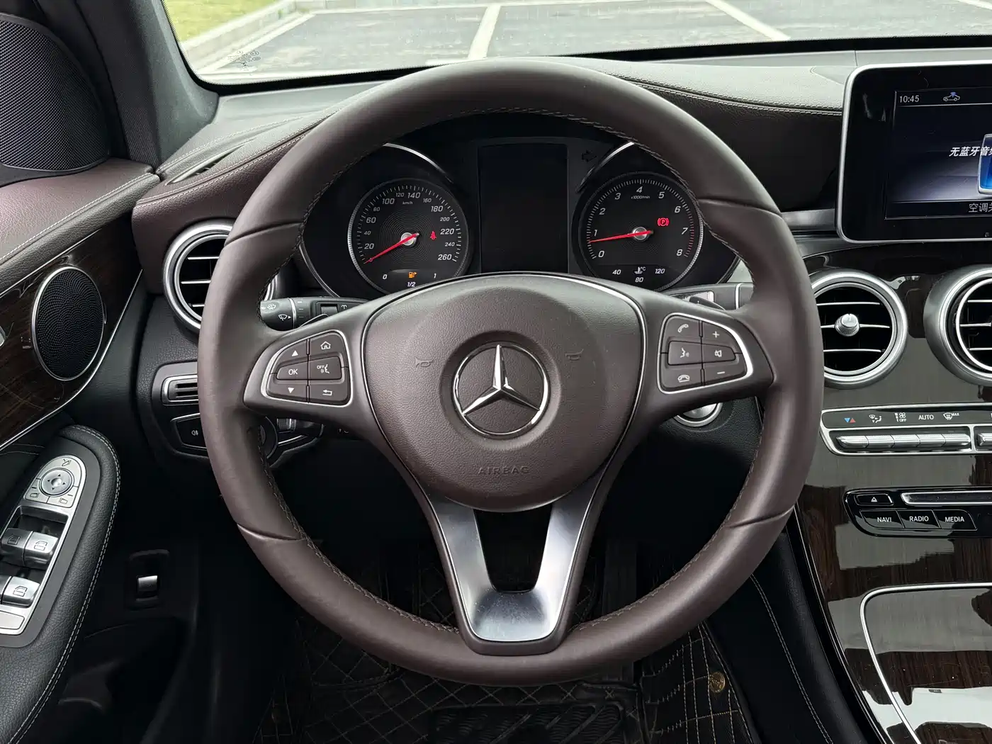Mercedes-Benz GLC 2019 GLC 260 L 4MATIC Dynamic фото 10