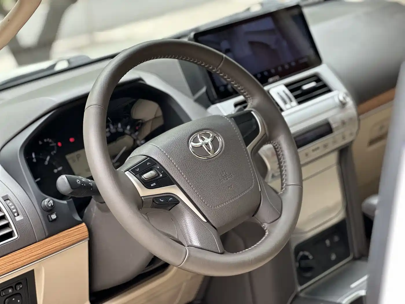 Toyota Prado 2018 3.5L Auto TX фото 32
