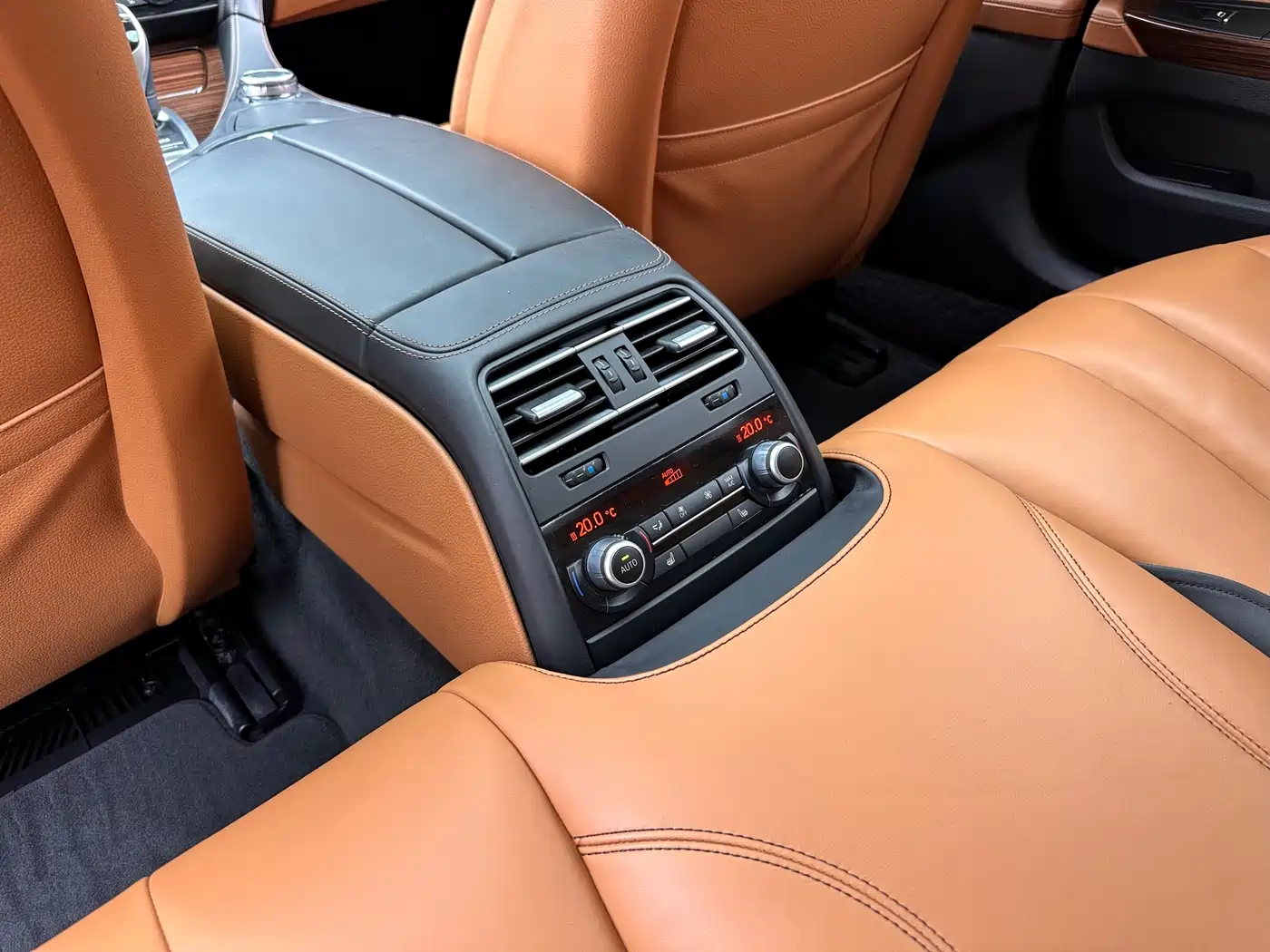 BMW 6 Series 2016 640i Gran Coupe фото 29