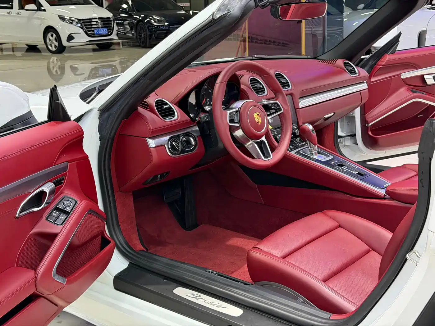 Porsche 718 2020 Boxster 2.0T фото 6