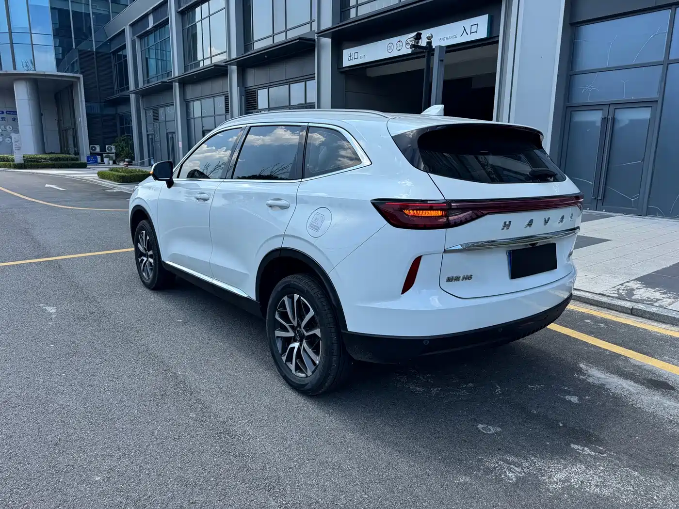 Фото 12 - Haval H6