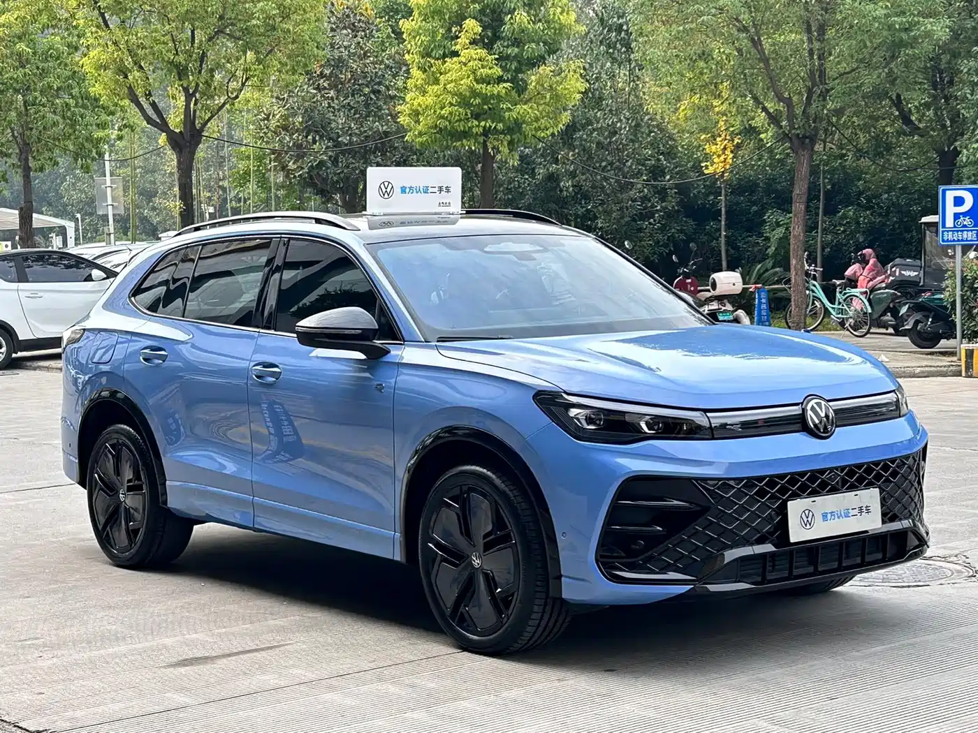 VOLKSWAGEN TIGUAN L