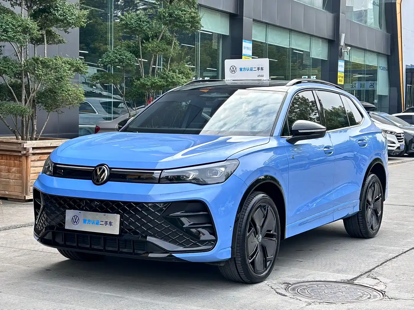 VOLKSWAGEN TIGUAN L 2024