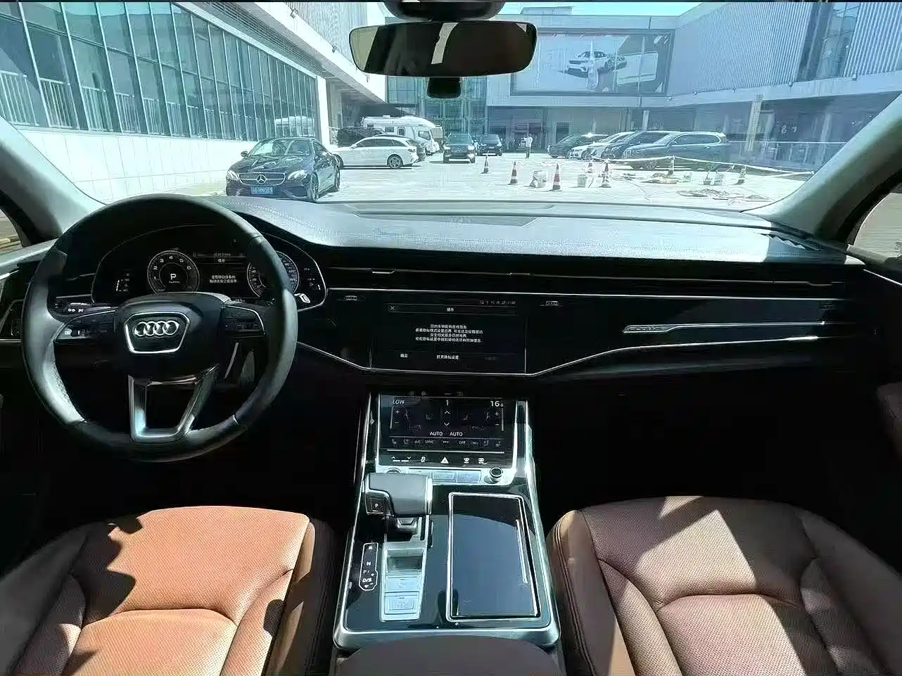 AUDI Q7