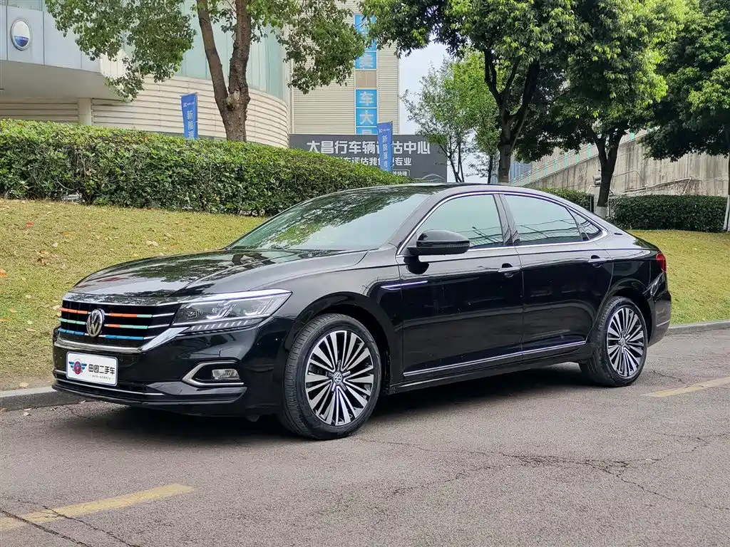 Volkswagen Passat 2019 Model 330TSI Luxury Edition China V