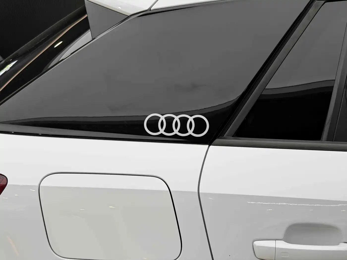 Audi Q2L 2019 2018 35 TFSI Launch Exclusive Edition China VI