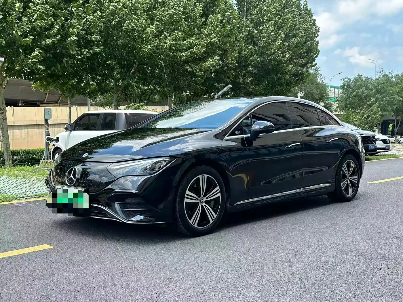 Mercedes-Benz EQE 2022