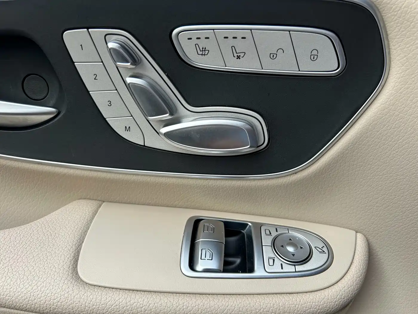 Mercedes-Benz V-Class 2022 V 260 Pilot Edition фото 5