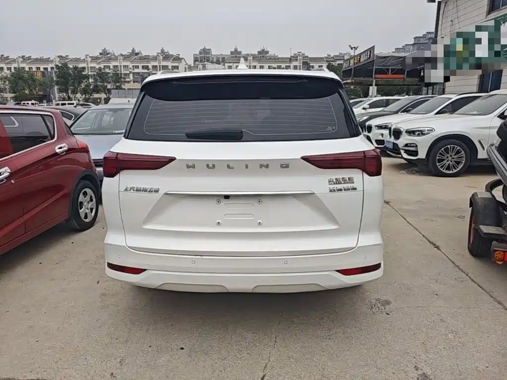Photo 6 - Wuling Motors Wuling Victory