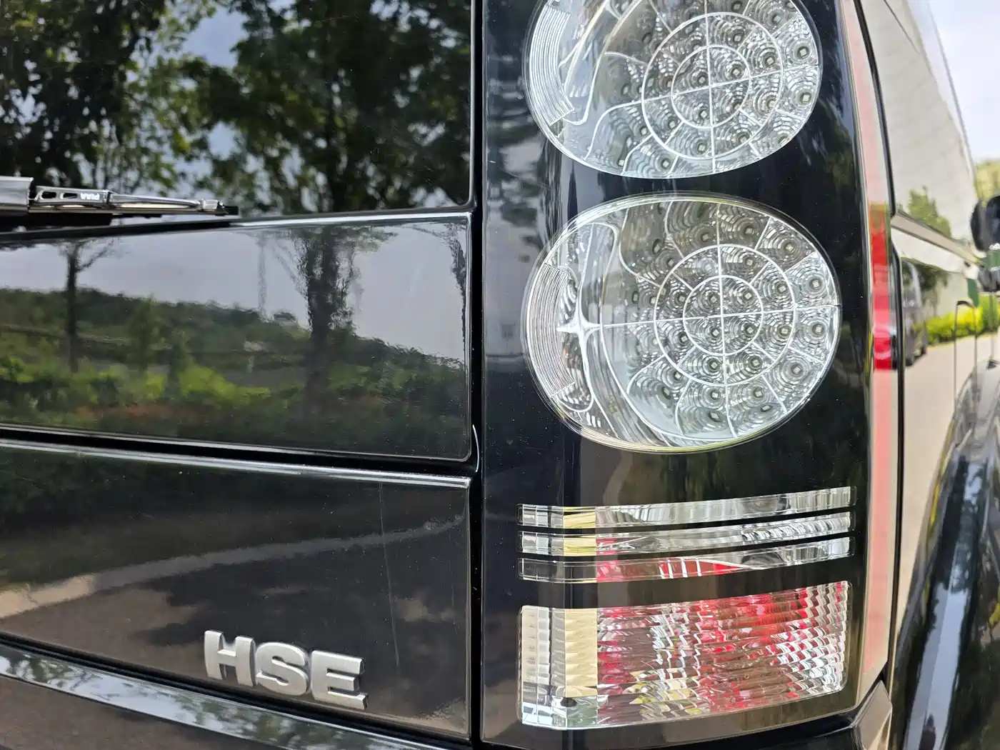 Land Rover Discovery 2016 3.0 SC V6 HSE фото 11