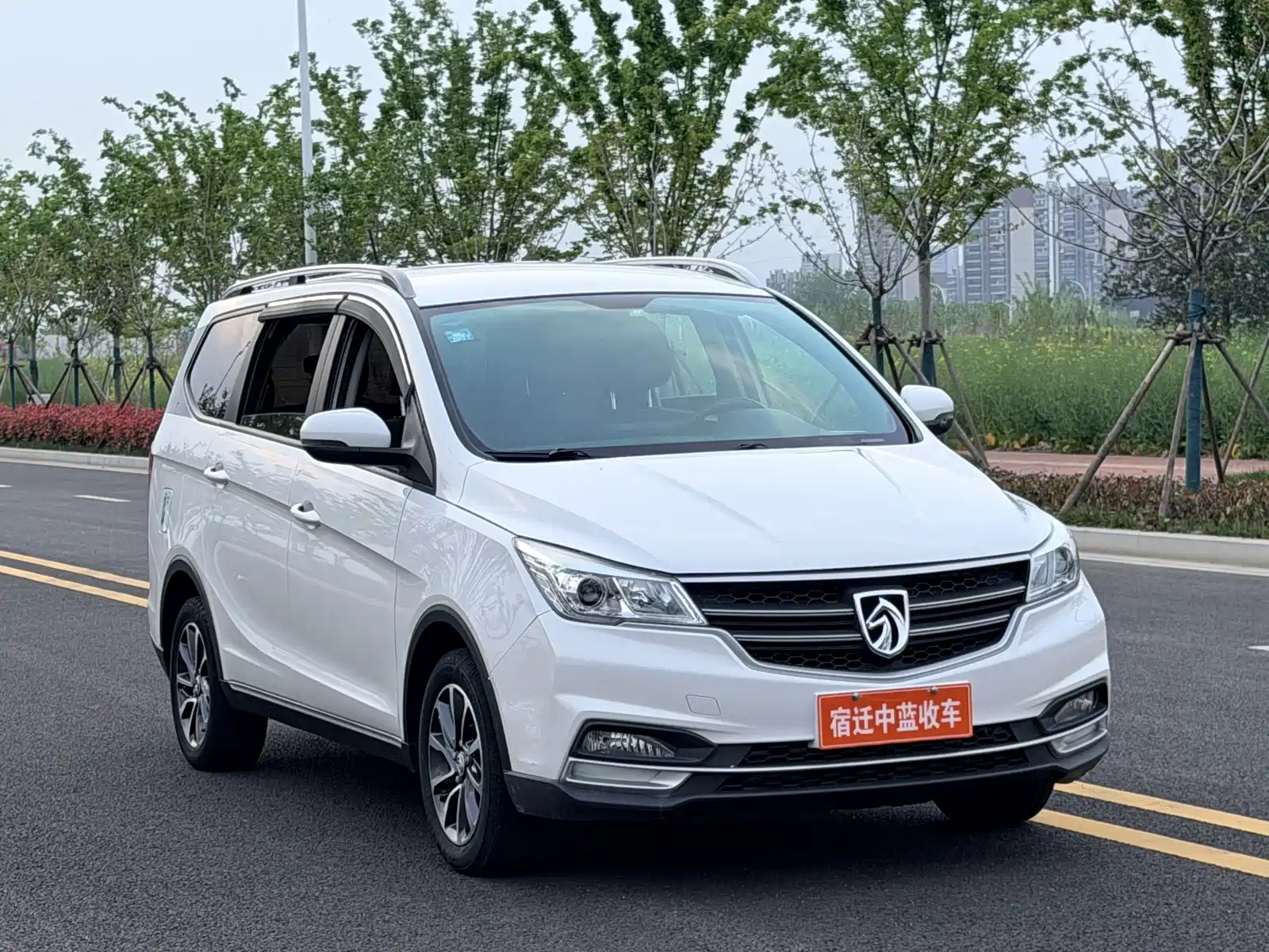 Фото 3 - Baojun 730