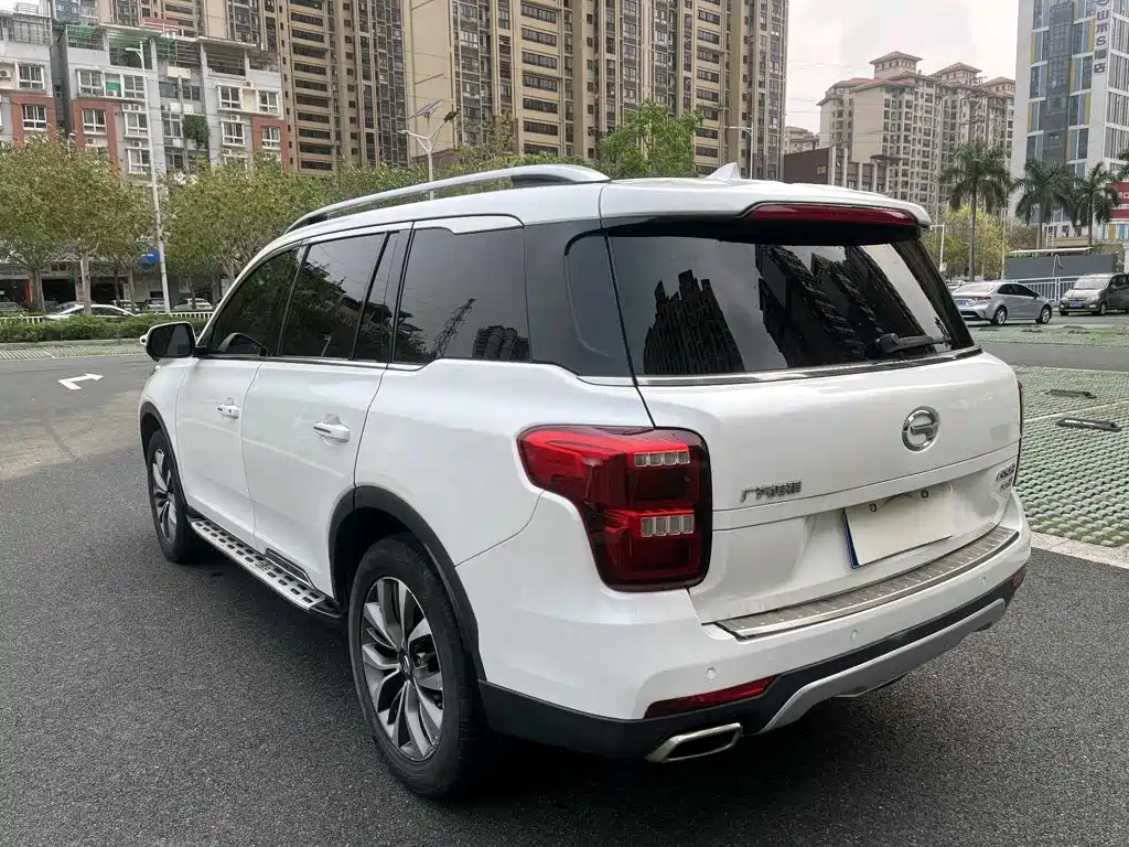 GAC Trumpchi Trumpchi GS8 2017 2017 320T 2WD Luxury Smart Connect (7-seater)