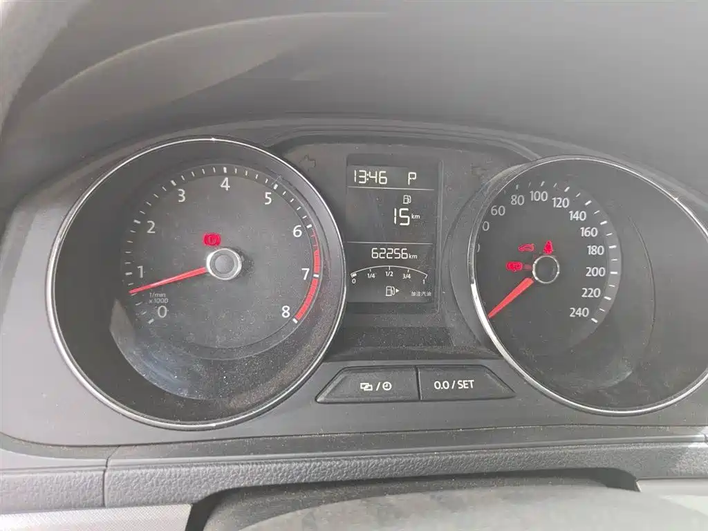 Volkswagen Lavida 2017 1.6L Automatic Comfort Edition фото 9