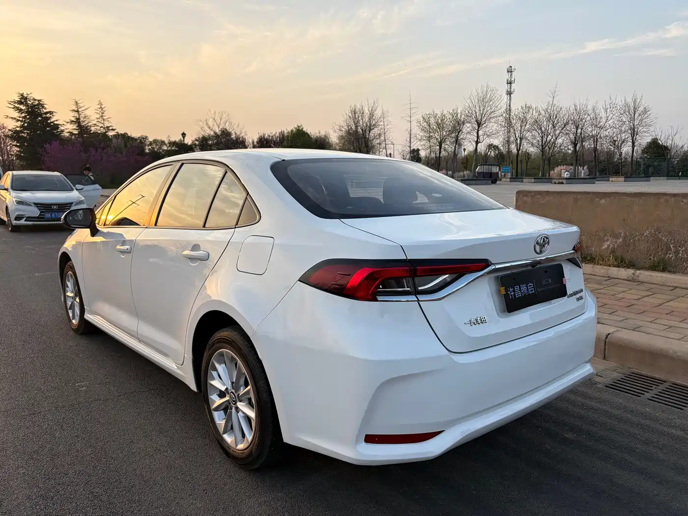 Toyota Corolla 2021 1.2T S-CVT Elite PLUS Edition фото 7