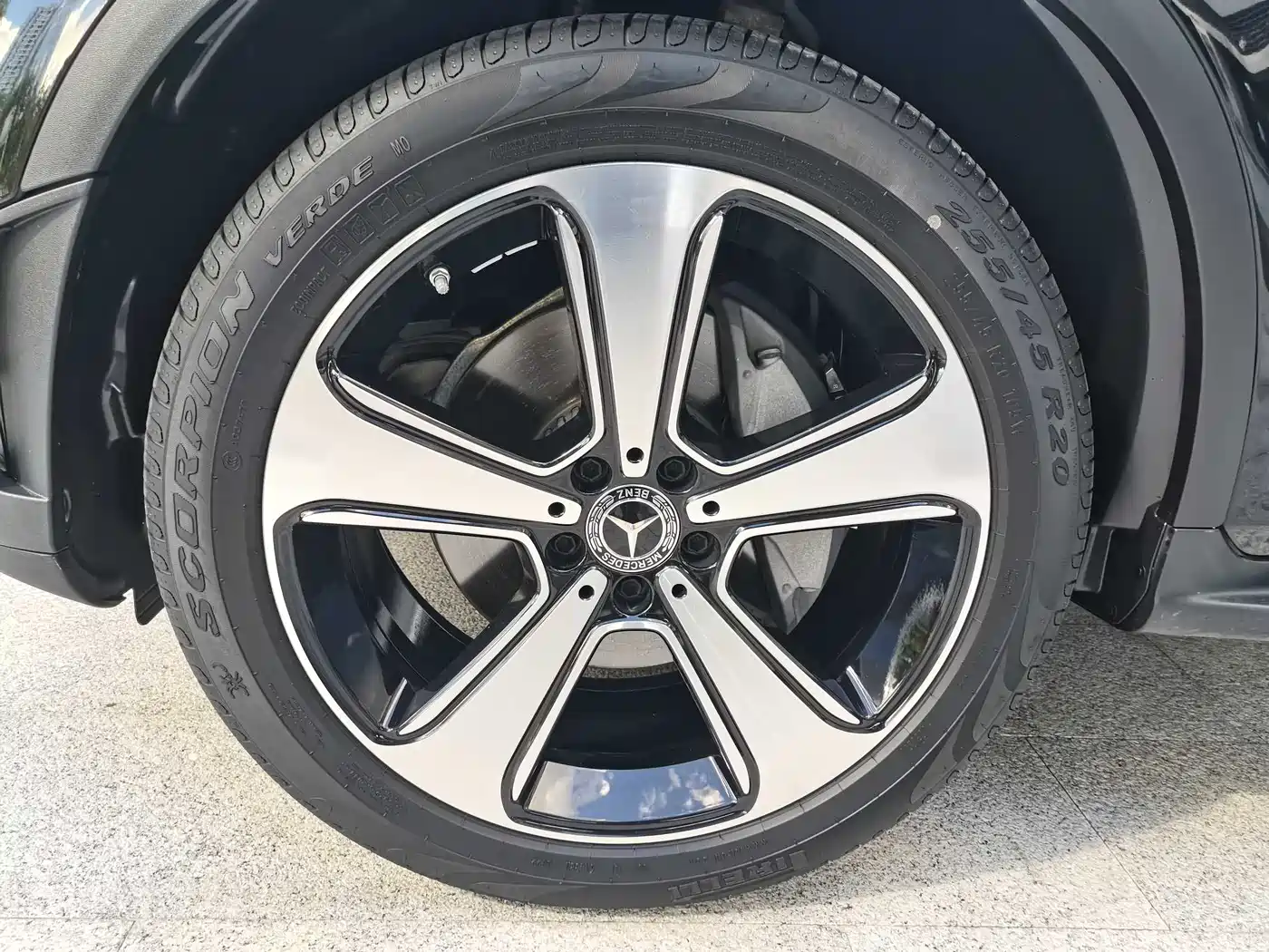 Mercedes-Benz GLC 2022 Facelift GLC 300 L 4MATIC Dynamic Collector's Edition фото 9