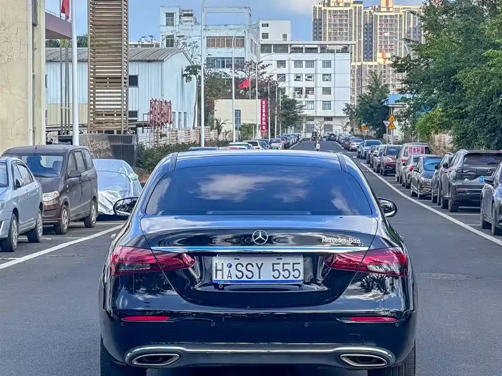 Mercedes-Benz E-Class 2023 E 260 L фото 8