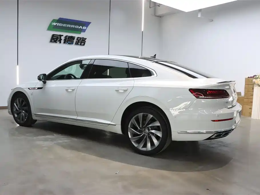 Volkswagen FAW-Volkswagen CC 2021 380TSI Eye-catching Edition фото 9