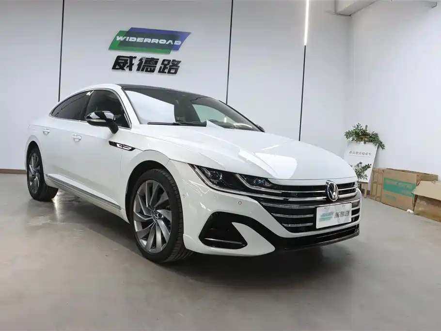 Volkswagen FAW-Volkswagen CC 2021 380TSI Eye-catching Edition фото 6