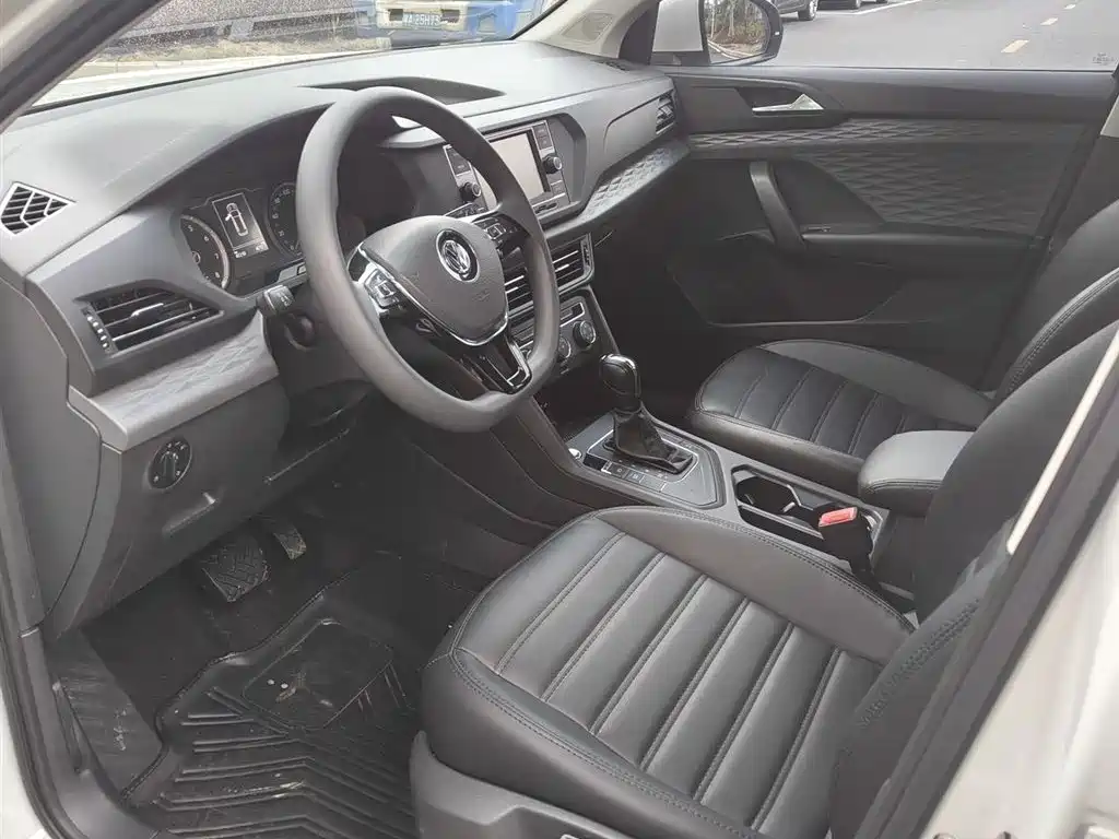 Volkswagen Tharu 2019 Model 280TSI 2WD Trend Edition China V фото 4