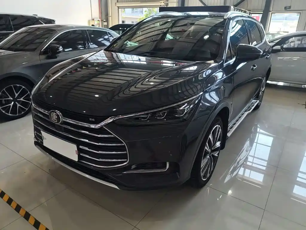 BYD Tang 2.0T Auto Connected Distinguished 7-seat CN-VI