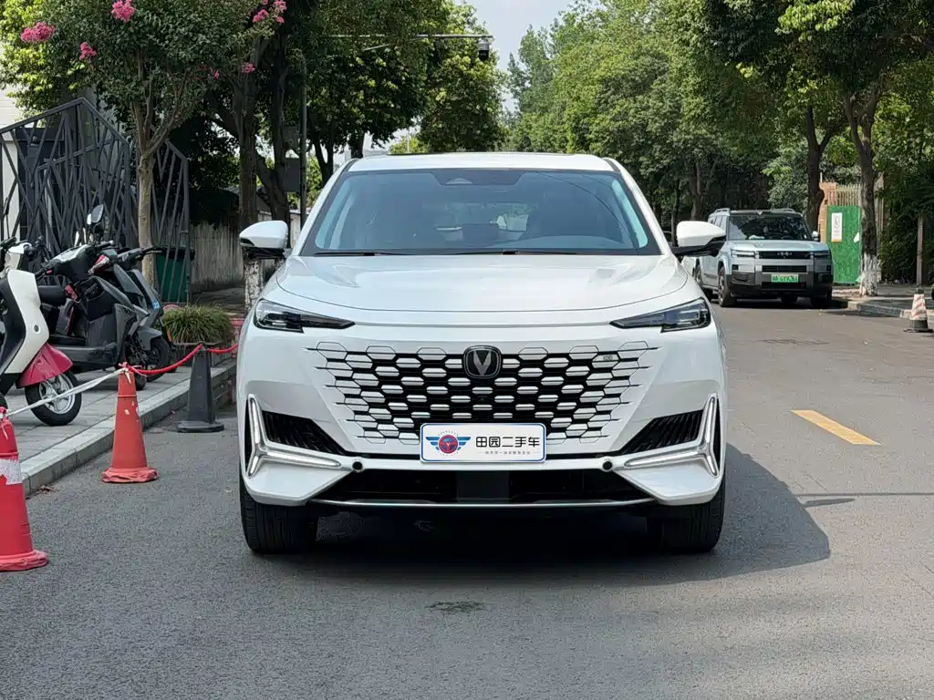 Changan UNI-K iDD 2026 2023 Smart Electric iDD 1.5T 135km Intelligent Leader