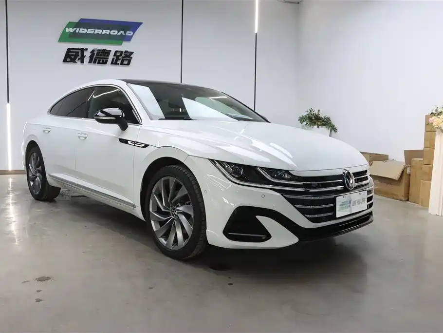 Volkswagen FAW-Volkswagen CC 2021 380TSI Eye-catching Edition фото 4