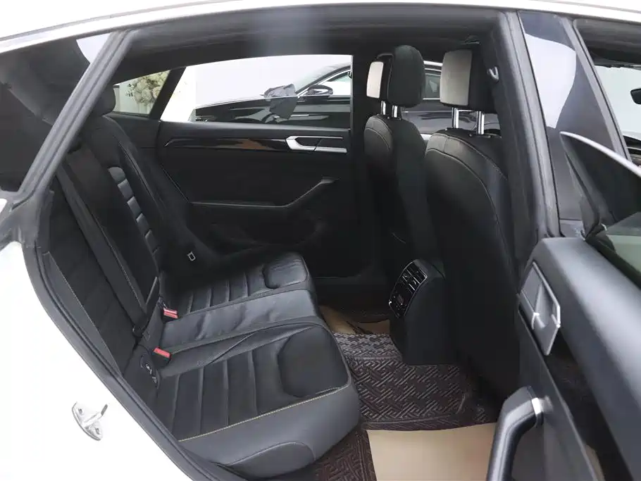 Volkswagen FAW-Volkswagen CC 2021 380TSI Eye-catching Edition фото 19