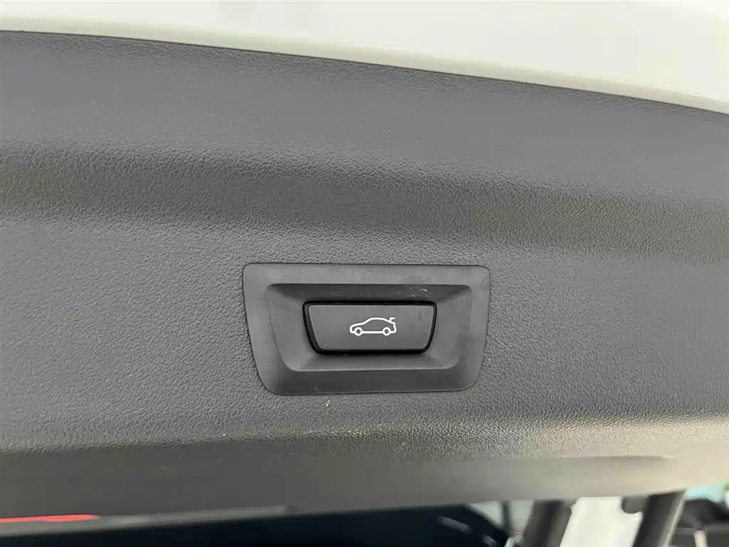 BMW X1 2023 sDrive20Li X Design Package фото 17