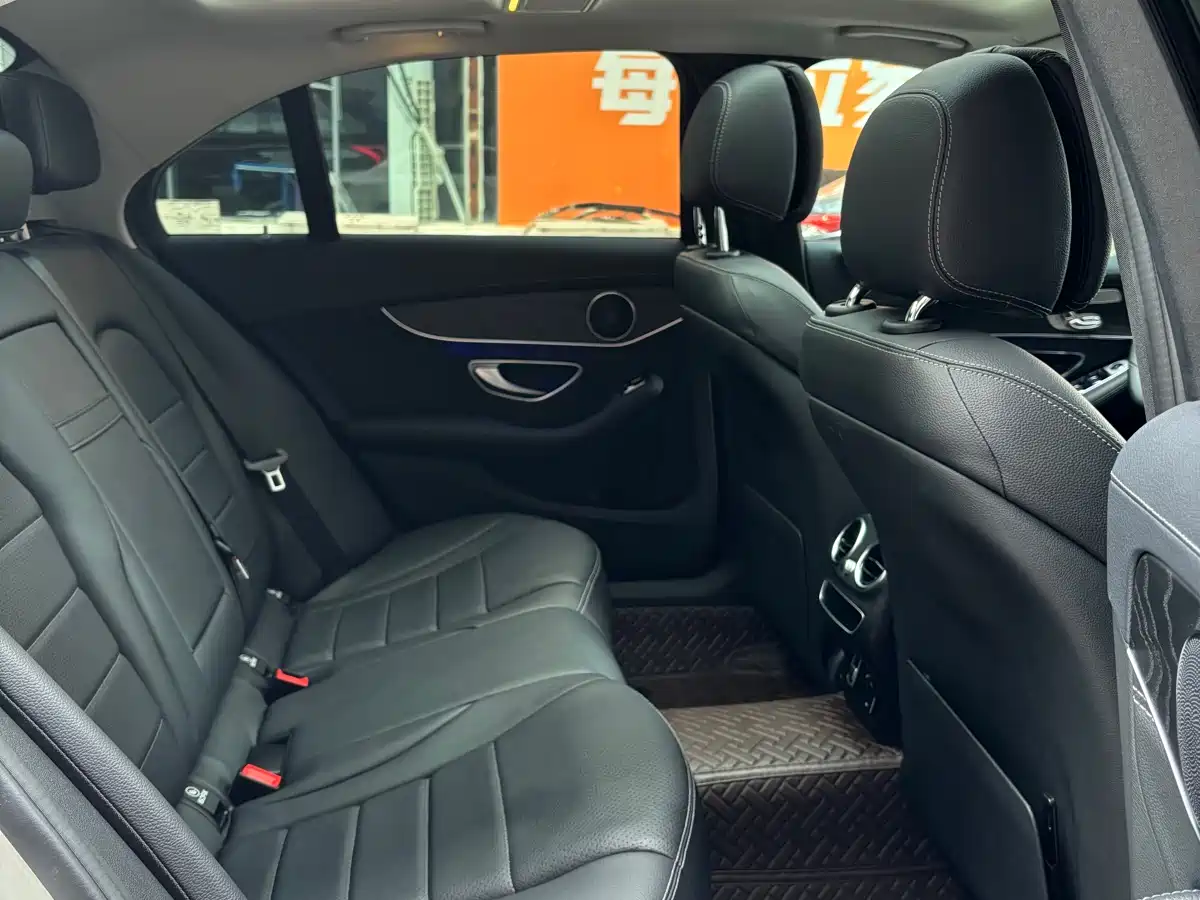 Mercedes-Benz C-Class 2020 Facelift C 260 L Sport фото 10