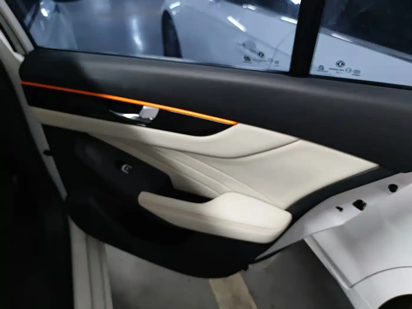 Dongfeng Aeolus Yixuan MAX 2022 2022 1.5T Ultra Cool Dad Edition