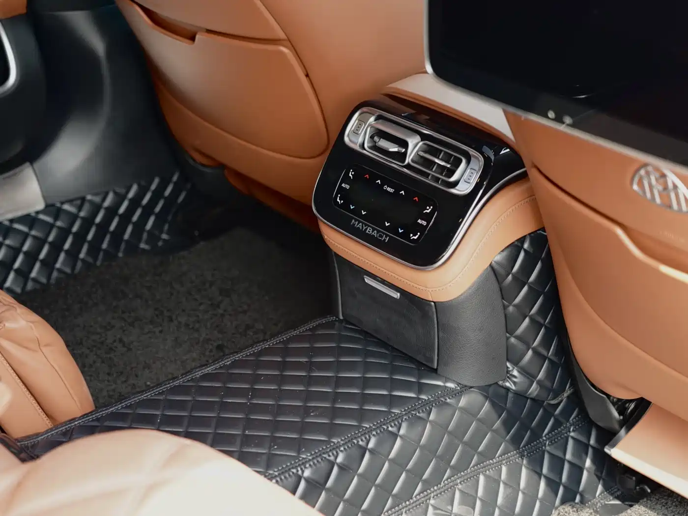 Mercedes-Benz Maybach S-Class 2023 S 480 4MATIC фото 16