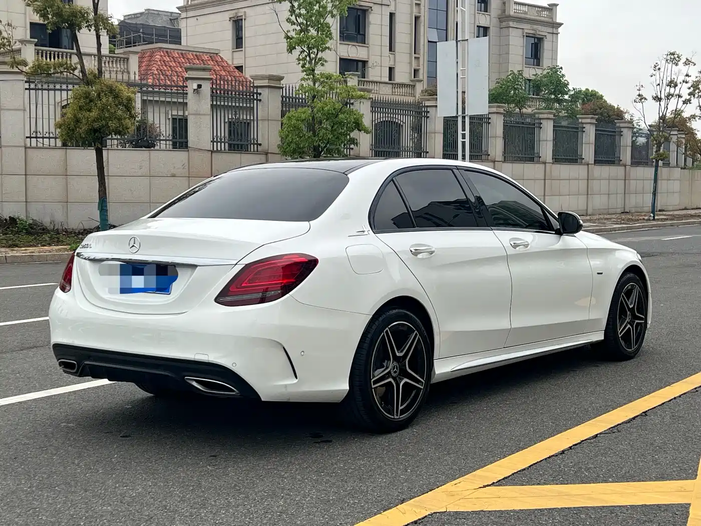 MERCEDES-BENZ C CLASS