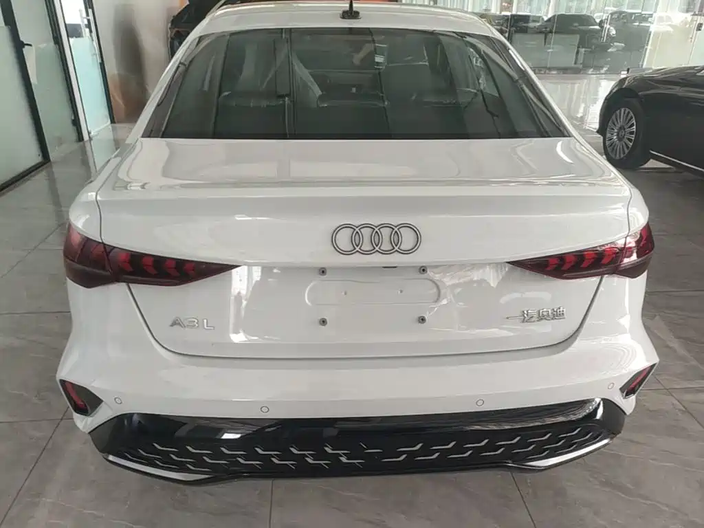 Audi A3 2026 2025 Facelift A3L Limousine 35TFSI Flying Joy Edition