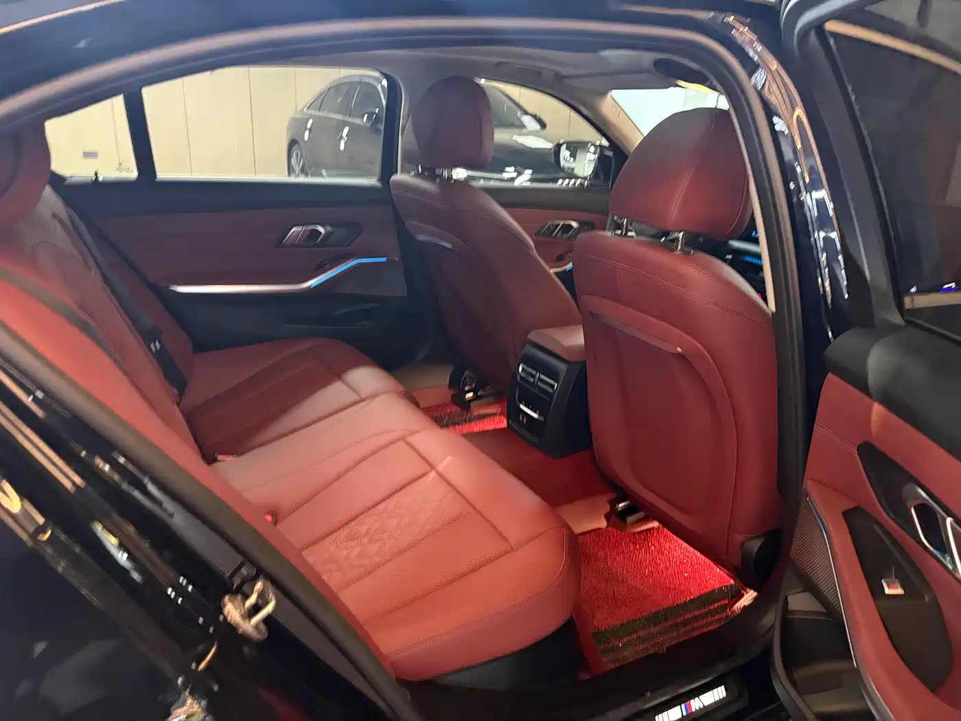 BMW 3 Series 2023 325Li M Sport Package фото 12