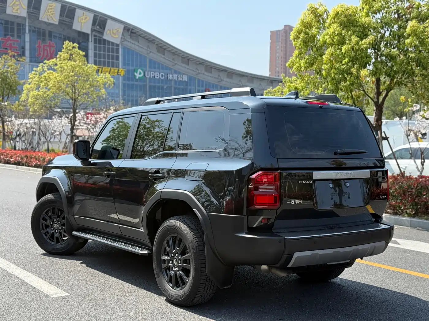 TOYOTA PRADO
