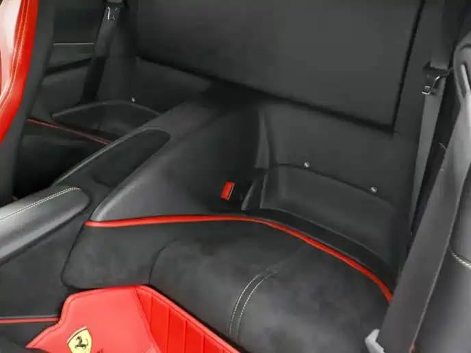 Ferrari Roma 2021 2020 3.9T V8