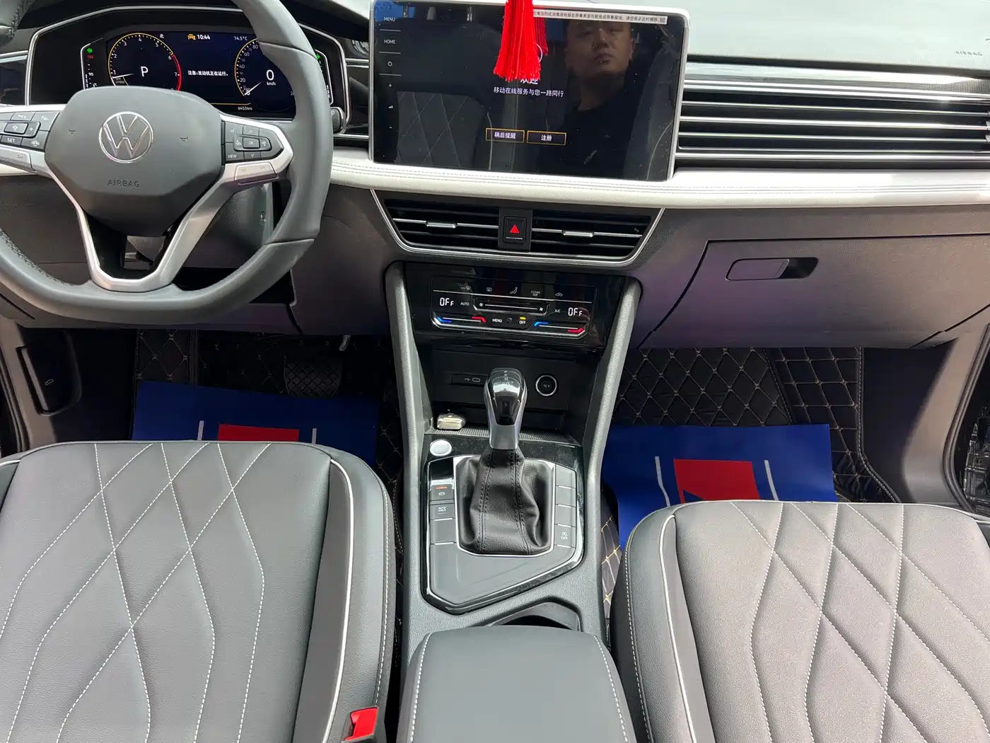 Volkswagen Tiguan L 2025 Model 300TSI Auto 2WD Dragon Edition фото 28