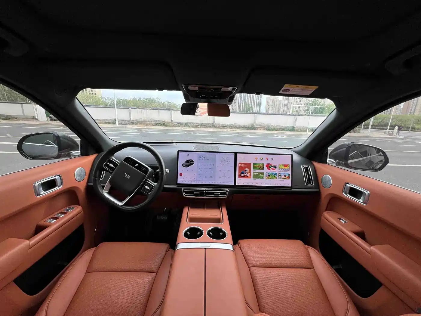 صورة 12 - Li Auto Li L8