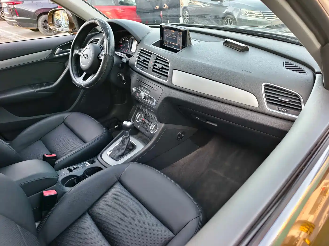 Audi Q3 2015 30 TFSI Progressive фото 15