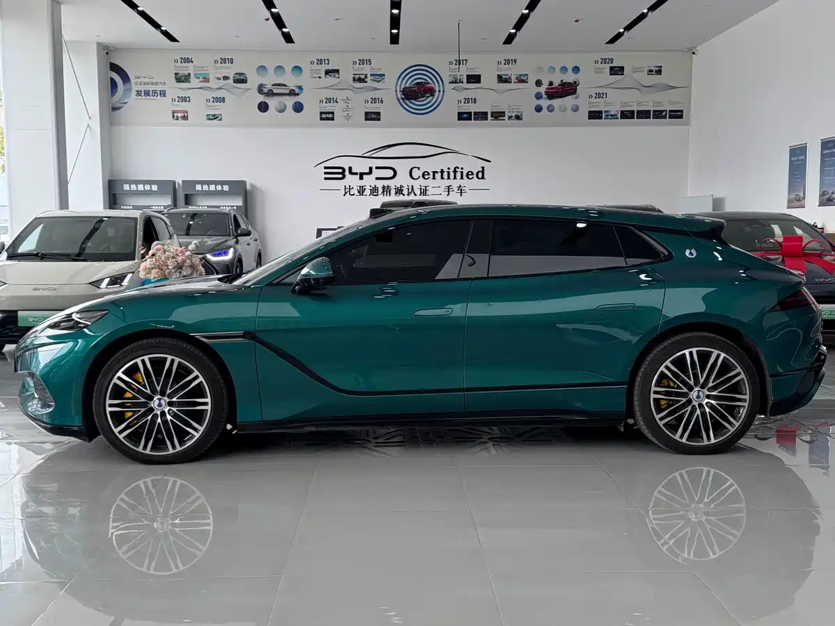 Denza Z9GT 2026 2026 Model Yi San Fang Flash Charge Performance Edition