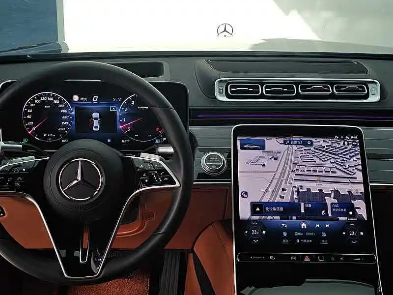 Фото 5 - Mercedes-Benz S-Class