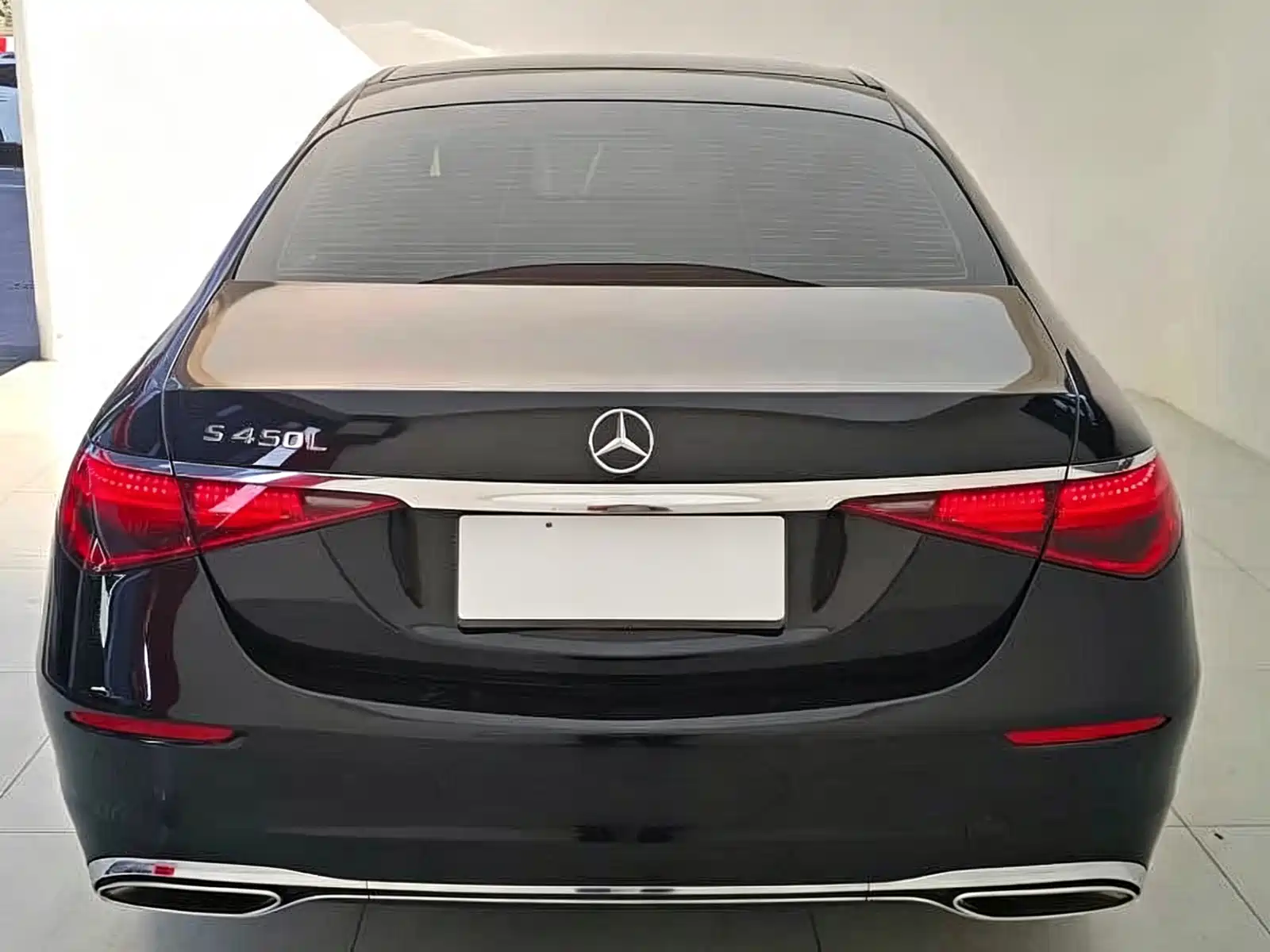 Фото 16 - Mercedes-Benz S-Class