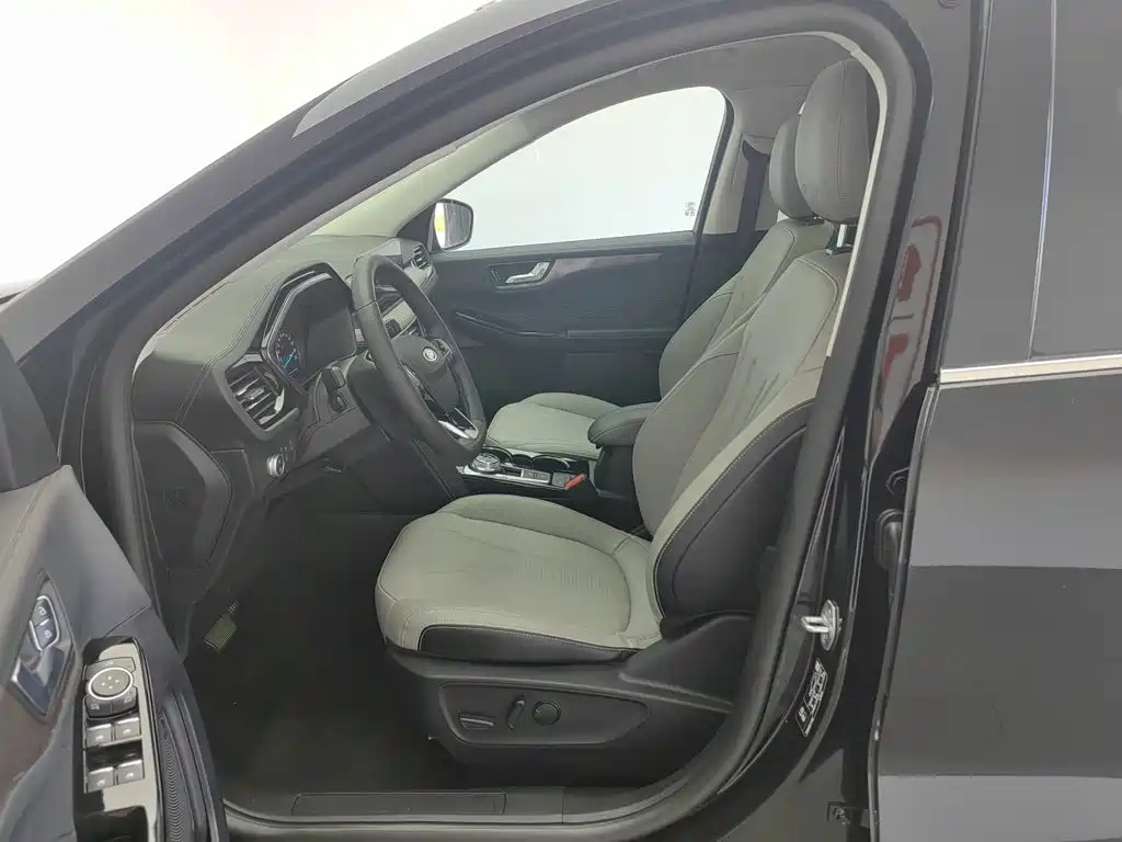 Ford Escape 2023 2020 EcoBoost 245 2WD Premium Edition