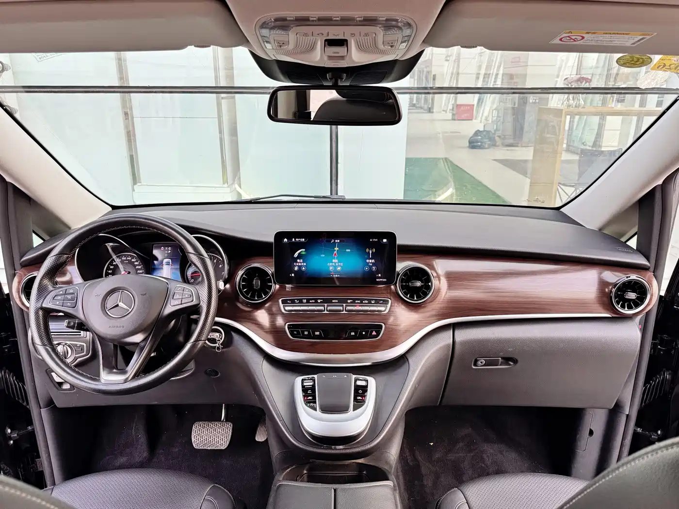 Mercedes-Benz V-Class 2020 V 260 Navigator Edition фото 12
